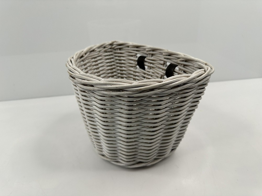 Electra Bicycle Handlebar Wicker Basket White HTF