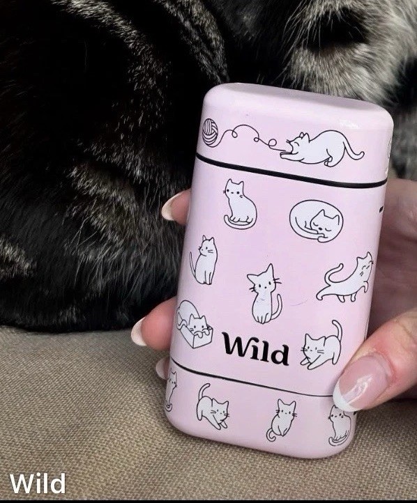 Wild Deodorant Limited Edition Cats Case