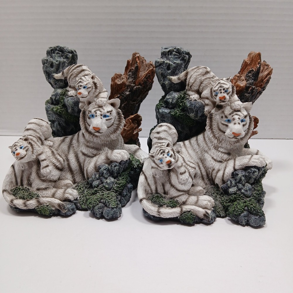 Siberian White Tigers Bookend Figurines Set (28 oz Each Piece)