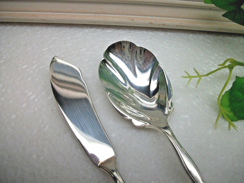 Oneida Community Silver DUET Silverplate Master Butter Knife & Sugar Spoon