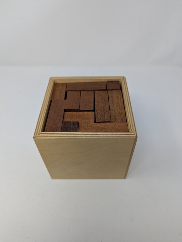 Great Z Cube - Wooden Puzzle Brain Teaser