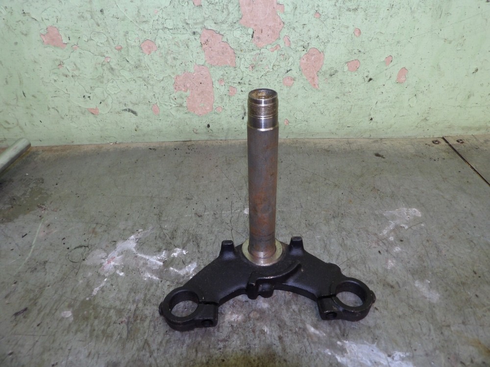 suzuki a50 bottom yoke