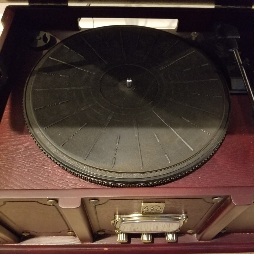 Thomas Pacconi Classics Phonograph & Radio TPC-7475 - Tested & Working