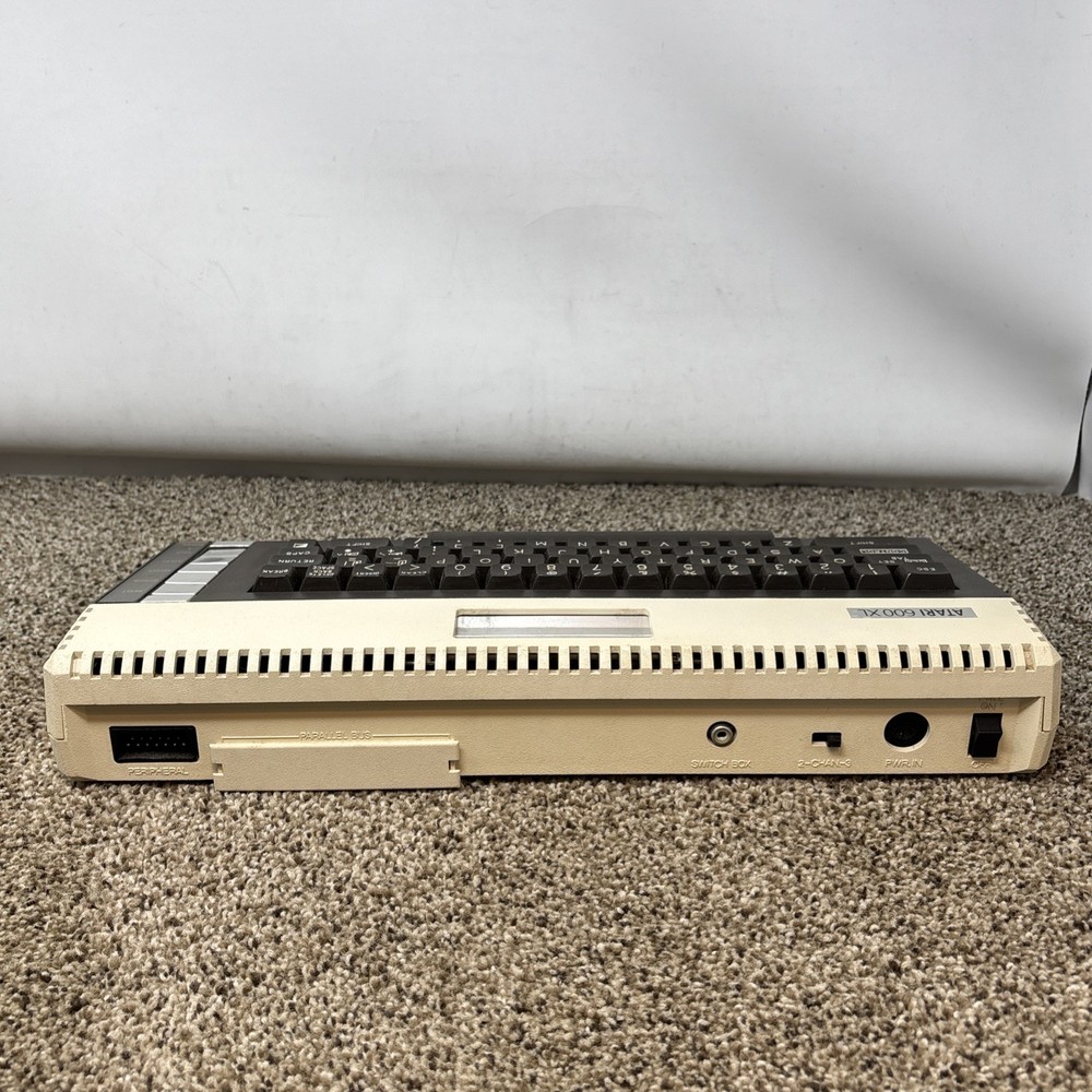 Atari 600XL Computer Tested Working With Power Supply