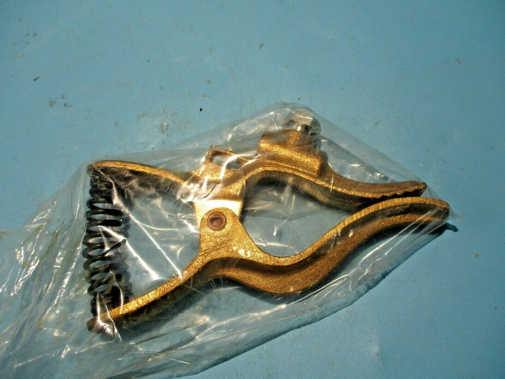 NEW GRAINGER 1UYE9 GROUND CLAMP 200A/AMP
