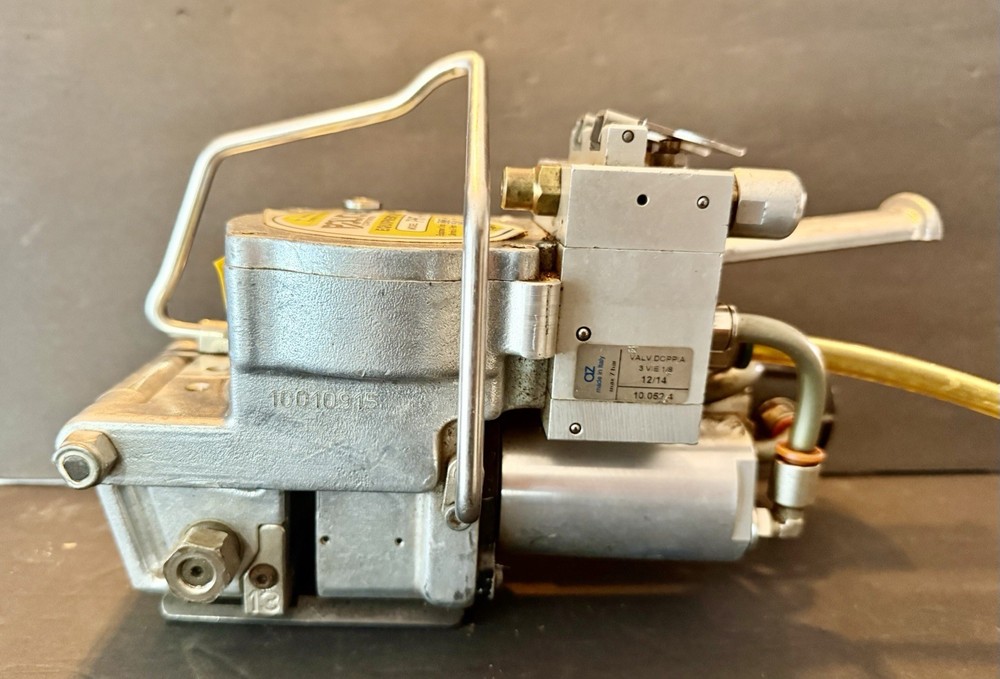 PolyChem PHT-401 1/2" Plastic Strap Strapping Machine Pneumatic Air Power Works!