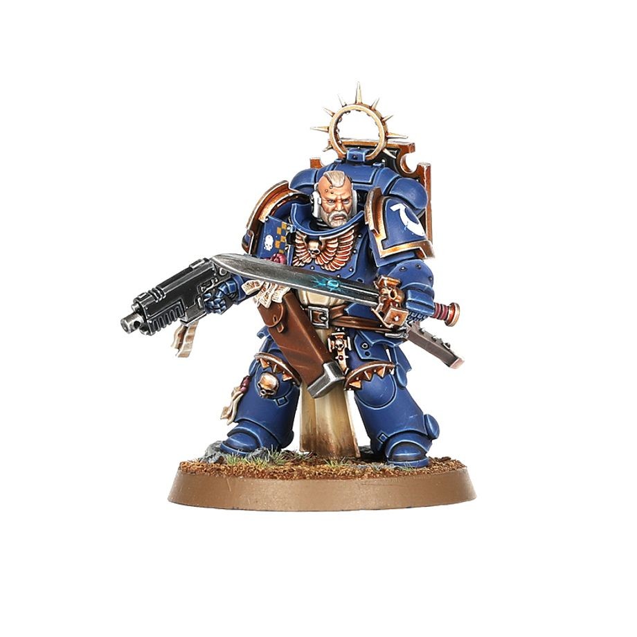Warhammer: SPACE MARINES BLADEGUARD VETERANS