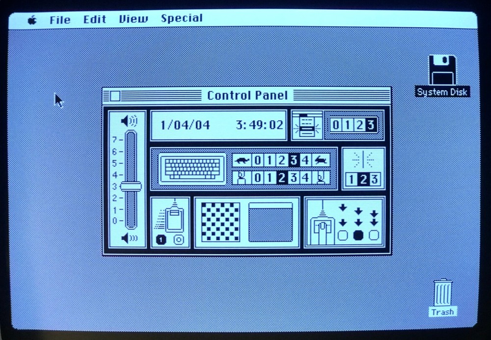 Floppy del PRIMO System Disk 1.1 per  Macintosh 128K, Plus ed SE in Inglese