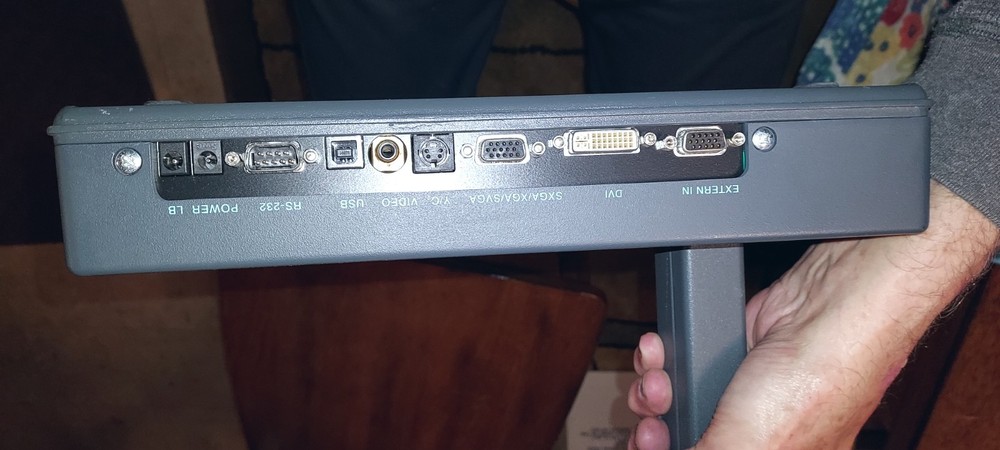 WOLFVISION VZ-8plus PROJECTER