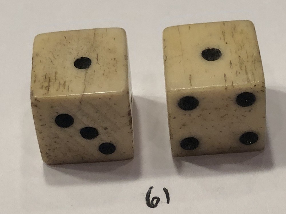 vintage Pair Bone (Bovine) Dice 1/2”