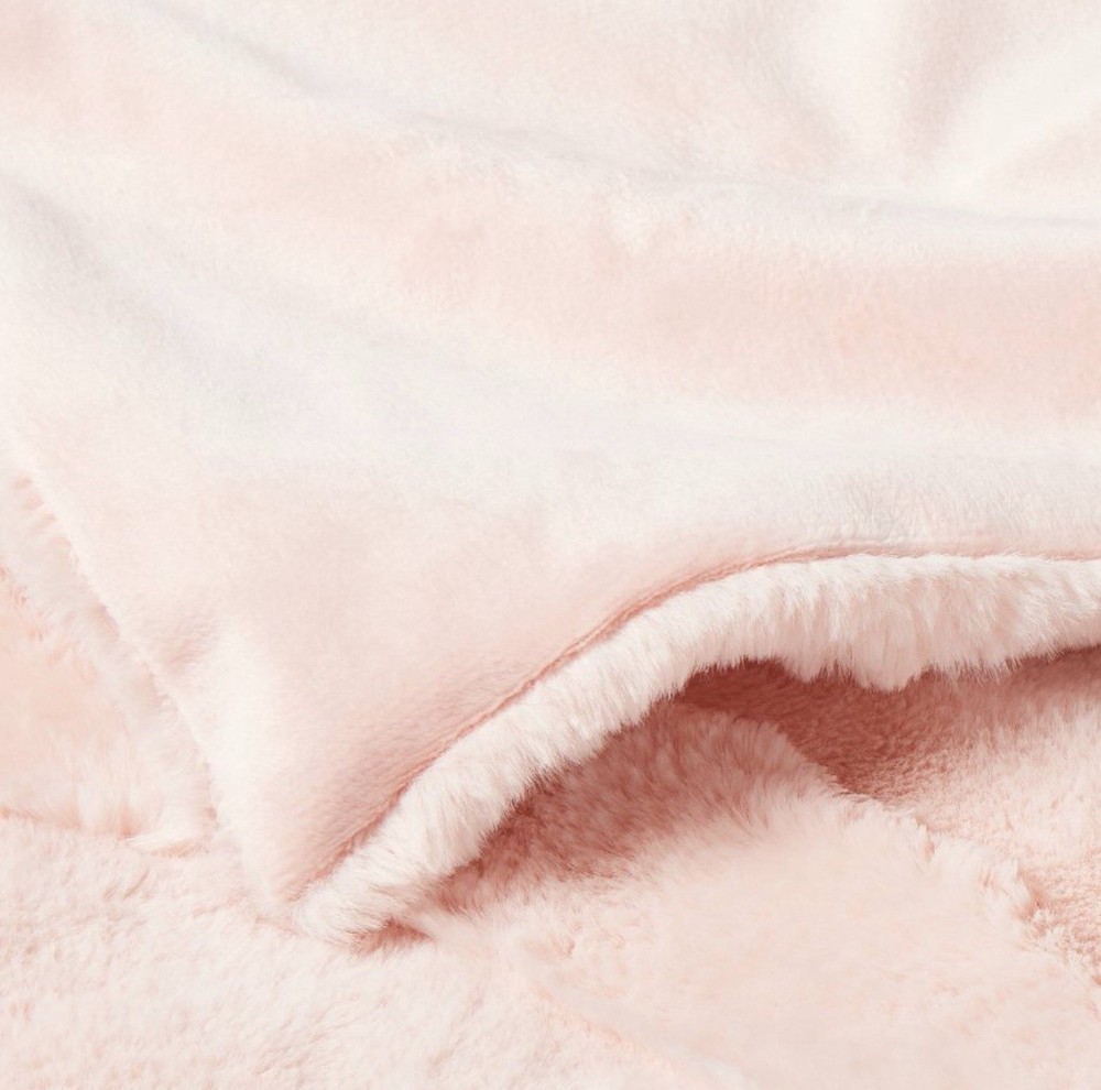 Pink Wave Kids' Plush Throw Blanket - Pillowfort™