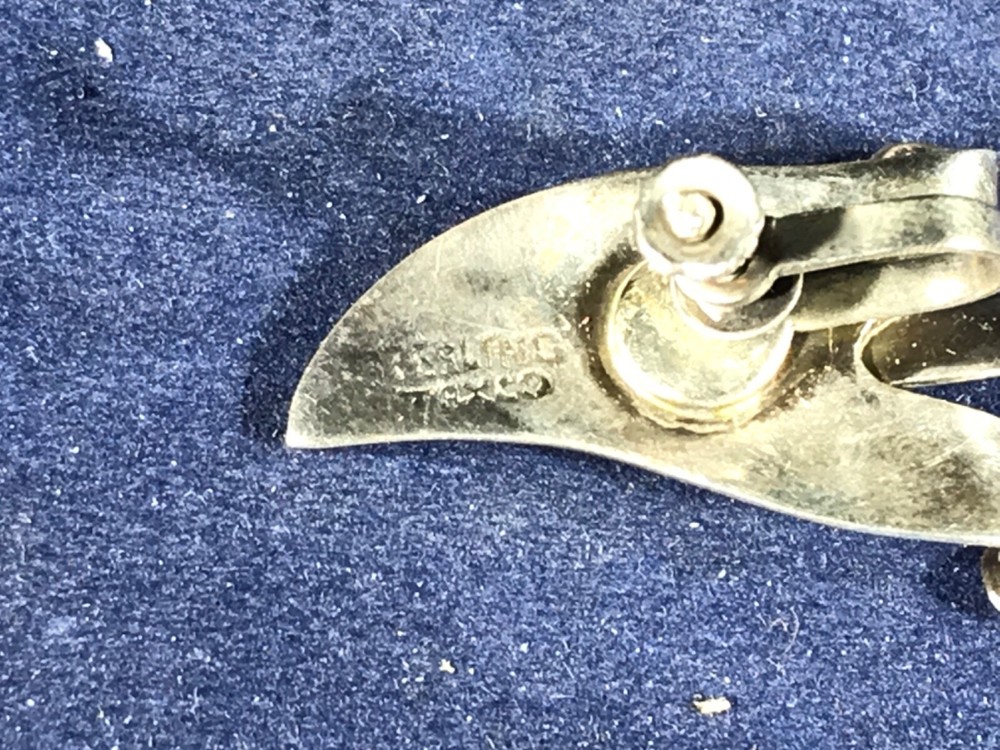 K1-4 STERLING SILVER EARRINGS - CLIP-ON BACKS - LEAF PATERN