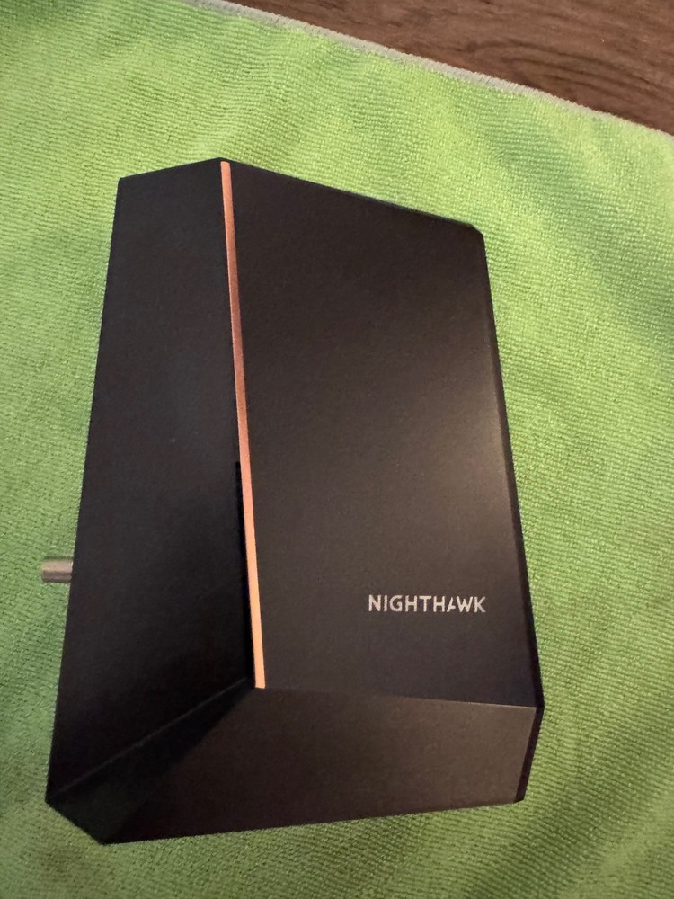 NETGEAR CM2000 Nighthawk 2.5 Gbps Multi Gig DOCSIS 3.1 Cable Modem