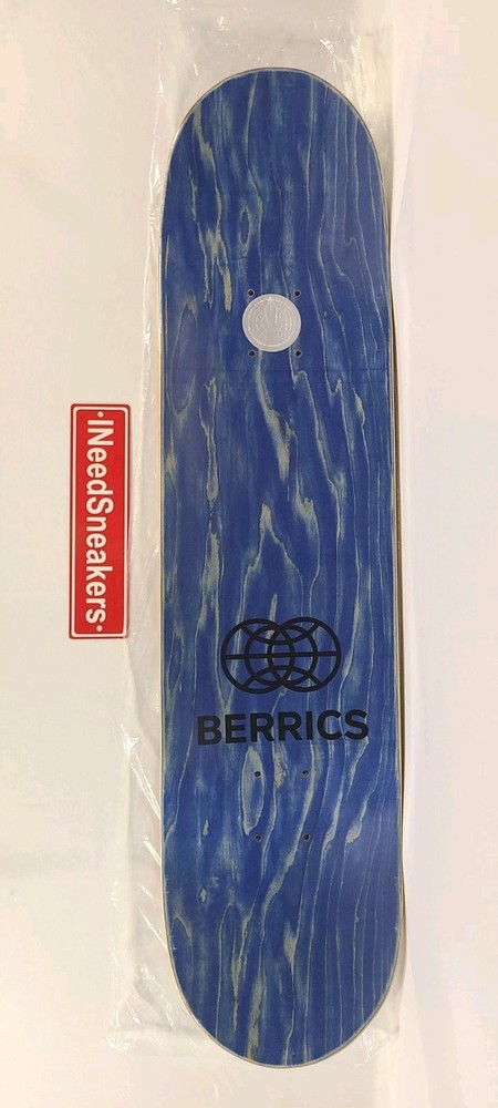 SIGNED Leticia Bufoni Do A Kickflip Skateboard Deck WHITE Berrics + Wall Hanger