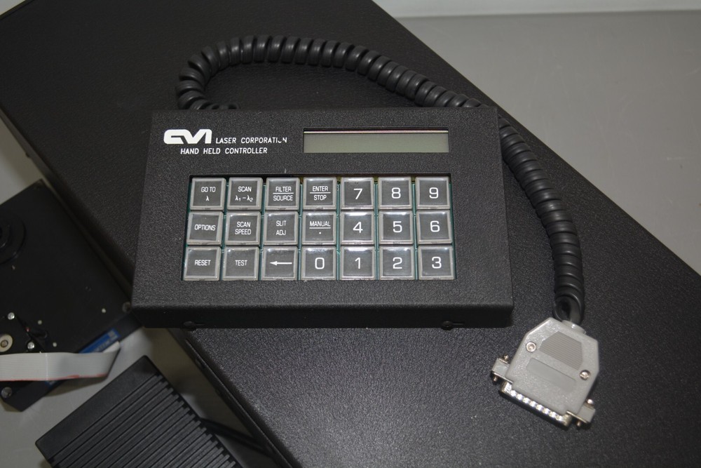 ^ CVI DIGIKROM 240 Meter Computer-Controlled Monochromator #X512