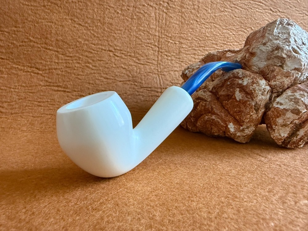 Genuine Meerschaum Smoking Pipe Blue Acrylic Stem with Fitted Case