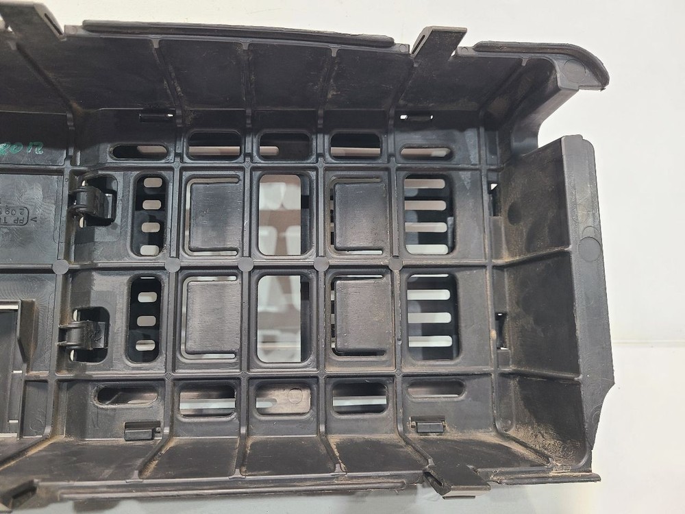 2010-12 Cadillac SRX (3.0L / AT) Engine Control Module Bracket ONLY