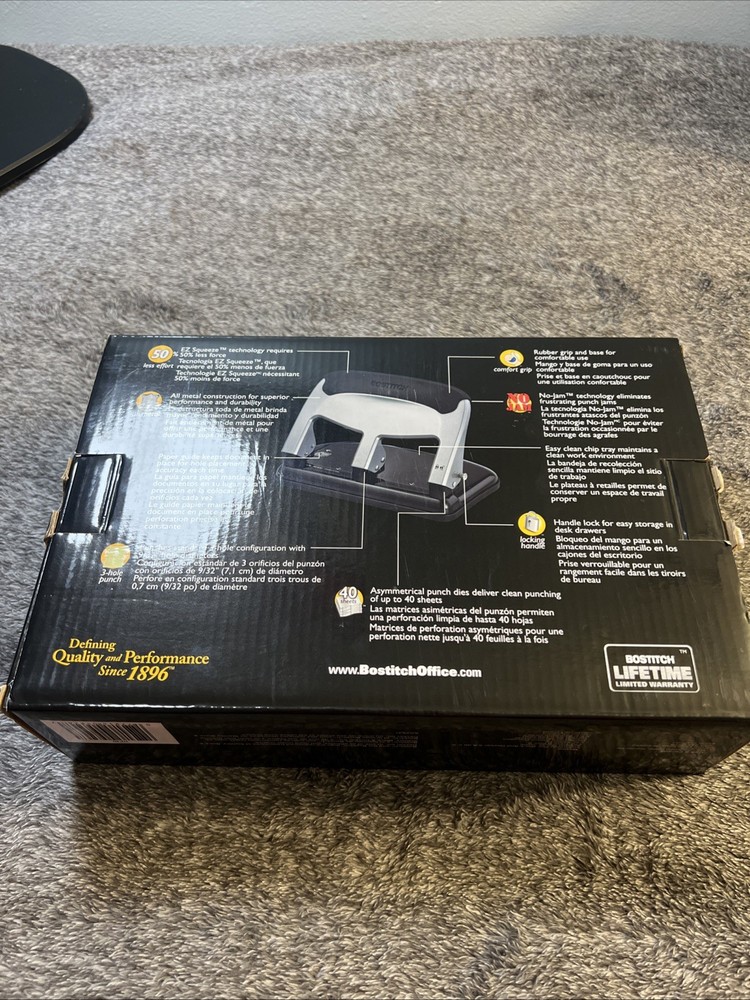 Bostitch HP40 EZ Squeeze 40 3 hole punch silver/black
