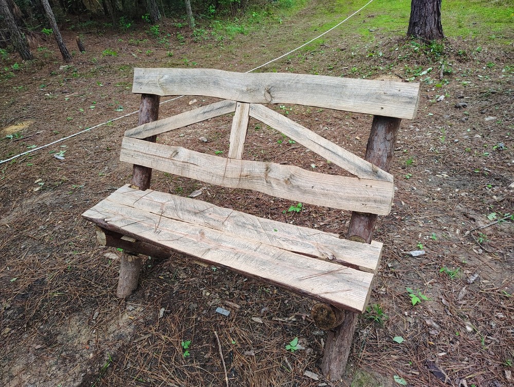 wooden bench