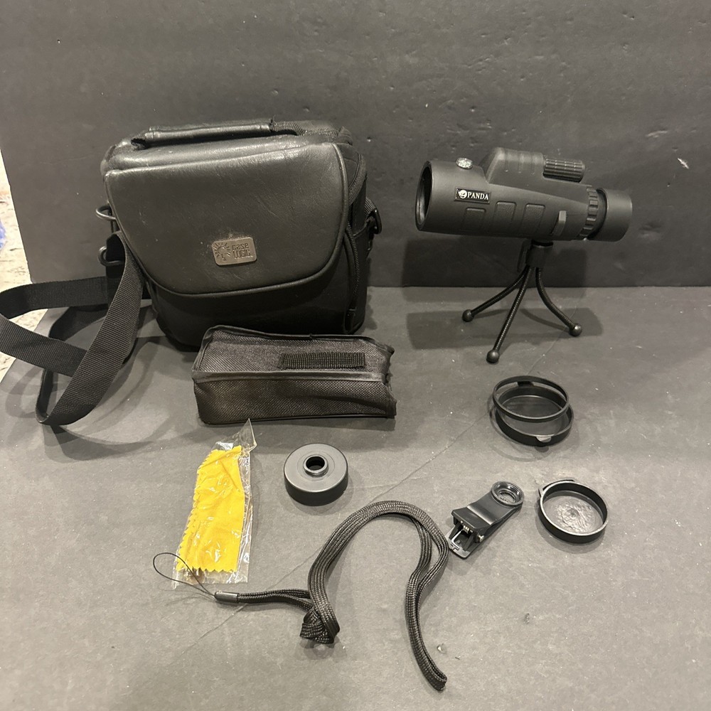 PANDA spotting scope with accessories. #R33