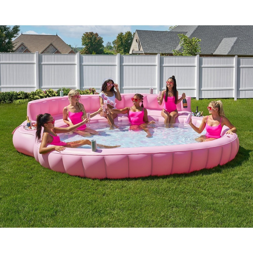 OVERSIZED INFLATABLE SOFA POOL