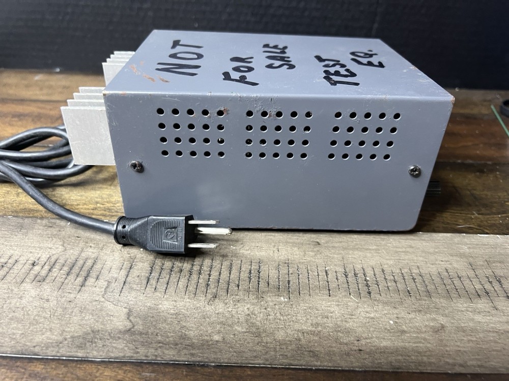 Samlex Regulated DC Power Supply RPS1204 13.8V 4-6 Amp Testing Unit