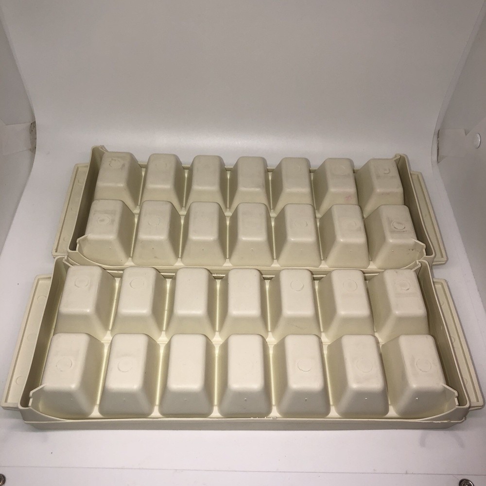 Vintage GE GENERAL ELECTRIC ice cube tray Plastic Lot of 2 stackable