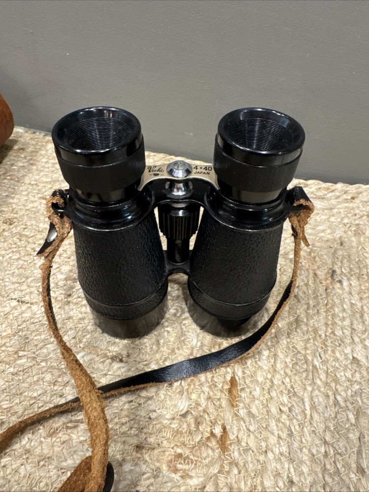 Vicki 4 Power (4 x 40) Field Binoculars W/ Learher Case