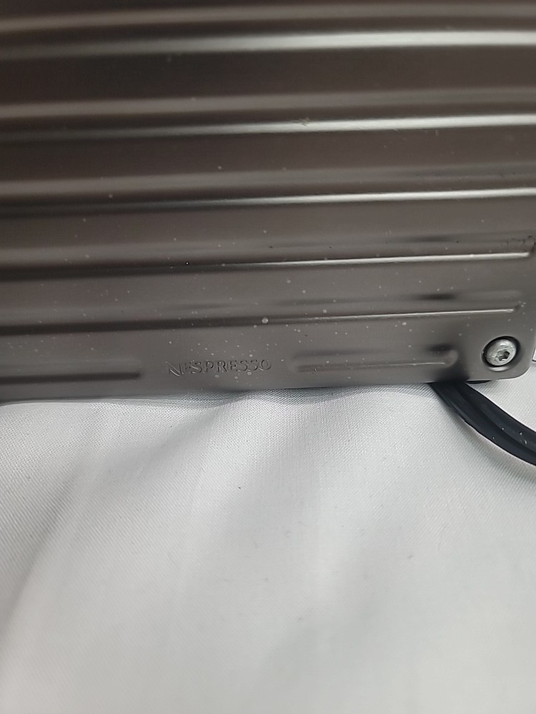 Nespresso Pixie Type C60 Coffee Espresso Machine