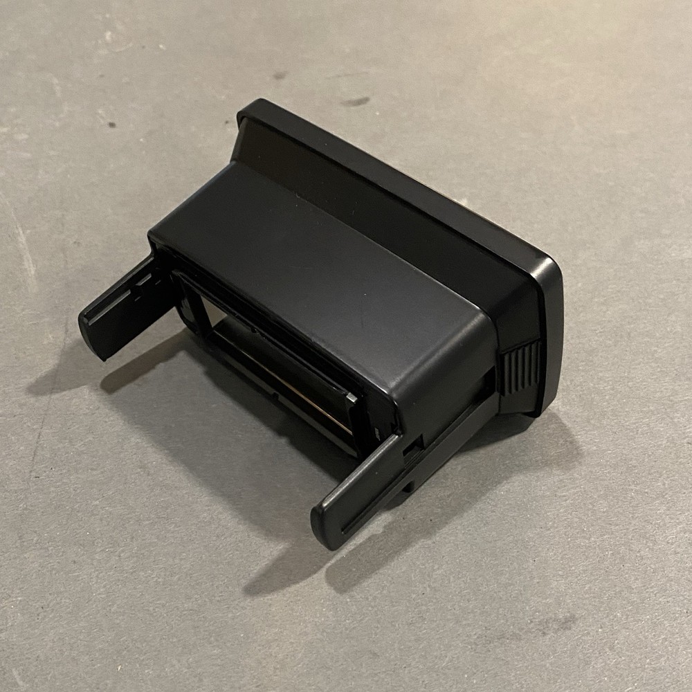 OLYMPUS OM System Electronic Flash Zoom Adapter T 32