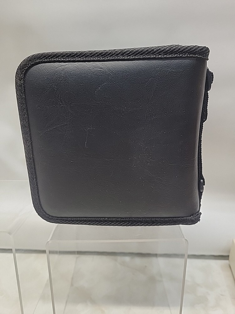 IMSI MasterClips 500,000+ Design Guide & Image Catalog Sampler with 28 CD's