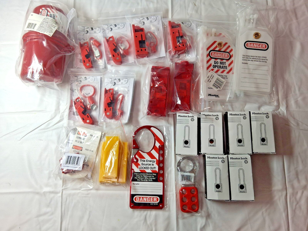 Master Lock Equipped Electrical Lockout Station S1850E410