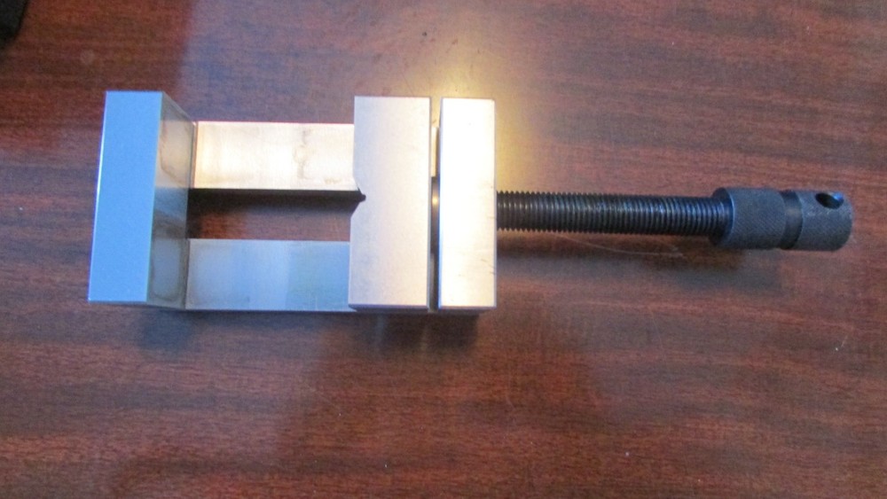 PRECISION TOOL MAKERS / MACHINESTS VISE, NEW IN BOX