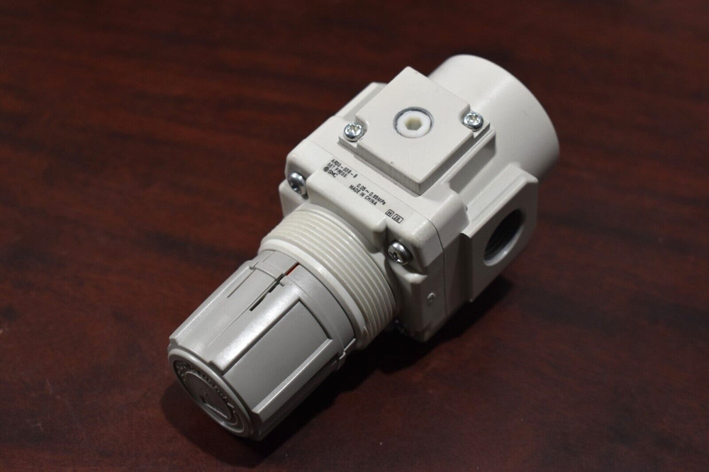 SMC AR30-03B-B Modular Regulator NOS