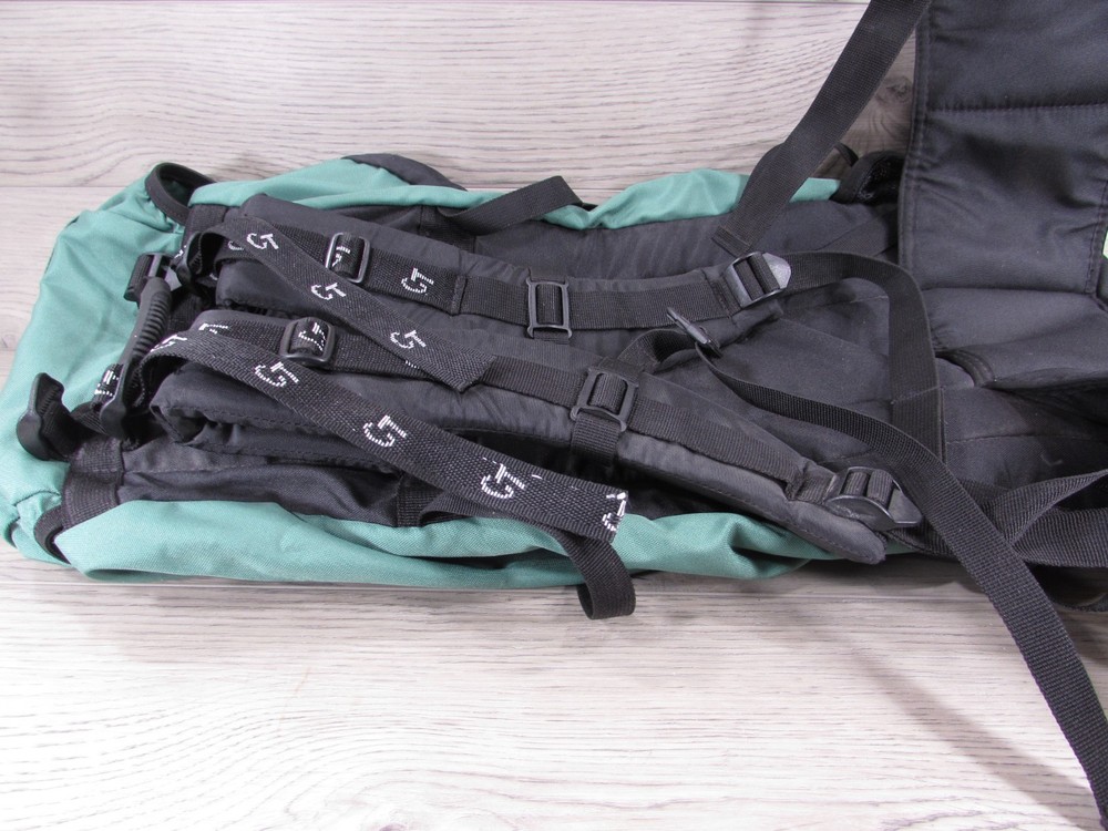 Camp Trails Backpack Scirocco 2 Medium Capacity Streamline Pack Internal Frame