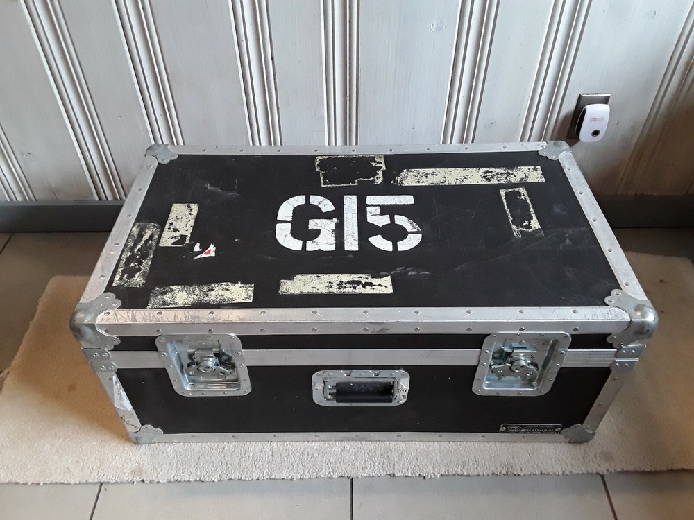 Custom Pedalboard Anvil case