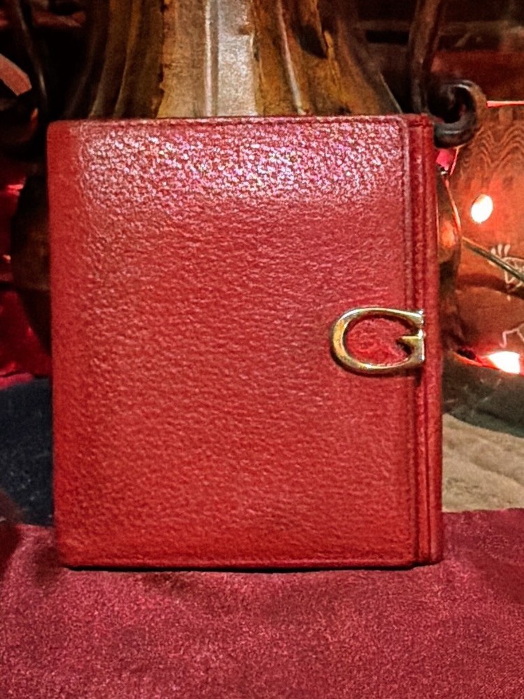 Authentic Vintage Red Gucci  Leather Bifold Wallet