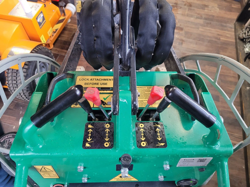 Sherpa Electric Mini Loader - 100 Eco 2023 - Low Hours