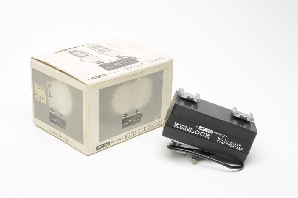 Kenlock Multi flash DL-70 synchronizer, Fire 2 flashes at once w/Sync cables