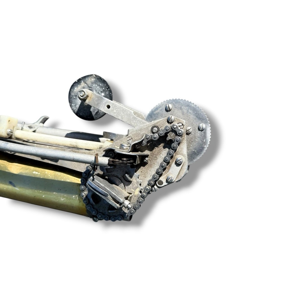 TapeTech Automatic Bazooka Drywall Taper Machine (MAY NEED SOME WORK)