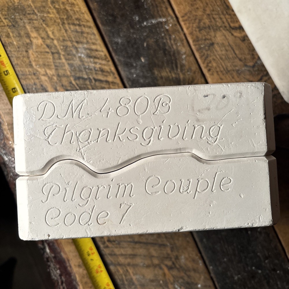 Duncan Dm 480B Pilgrim Couple Ceramic Slip Mold