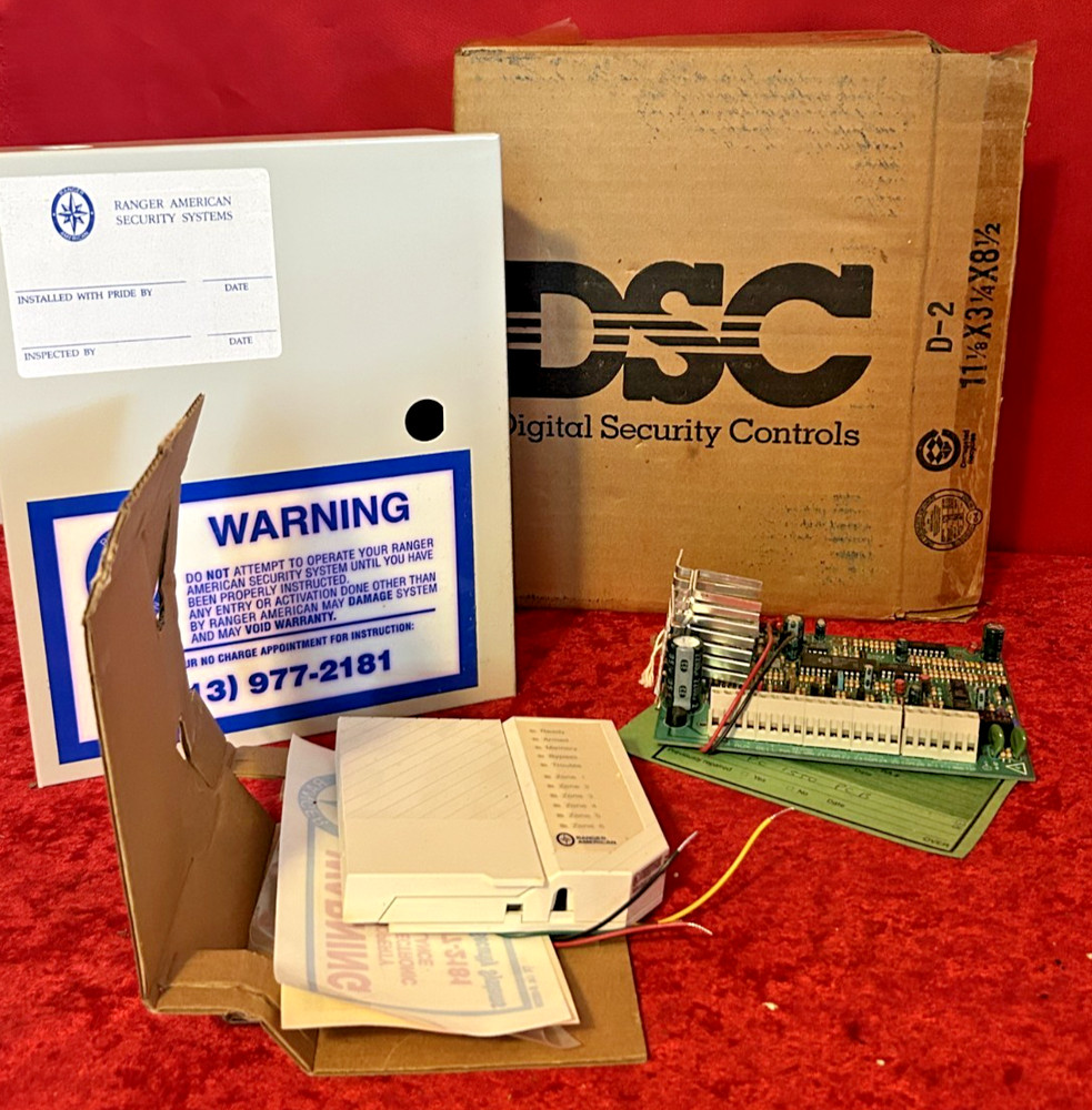 DSC Digital Security Controls PC1550 and 6 Zone Keypad