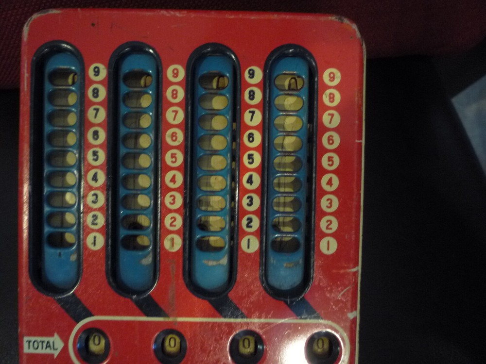 Vintage WOLVERINE No. 39 red/blue/yellow ADDING MACHINE
