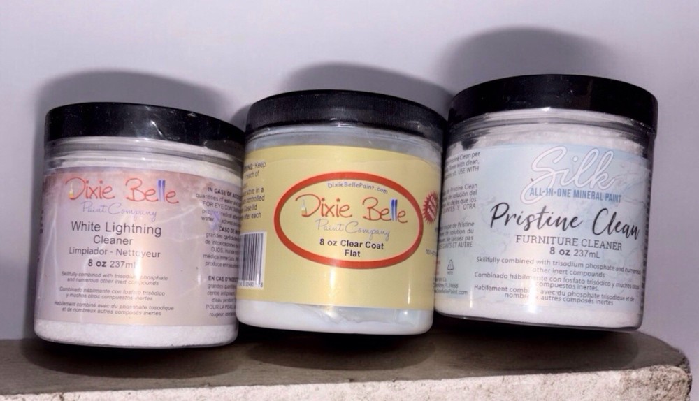 Dixie Belle Chalk Paint Clear Coat Flat Pristine Clean & White Lightning Cleaner