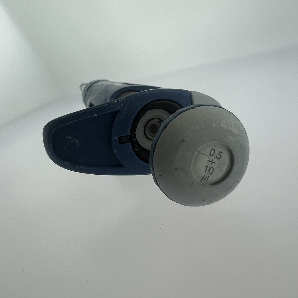 VWR Single Channel Pipette 0.5 - 10uL Ergonomic High Performance Ehp Variable