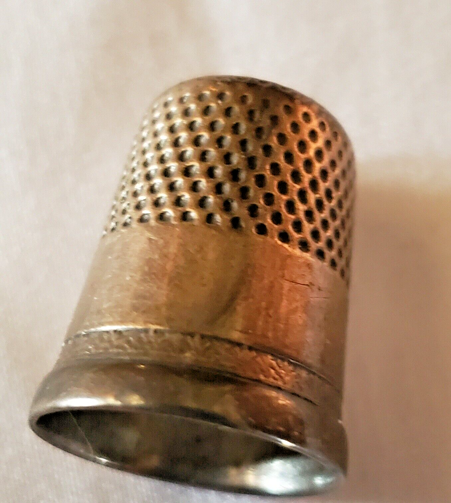 Sewing Memorabilia 5 Antique Sterling Silver Thimbles Assorted Makers