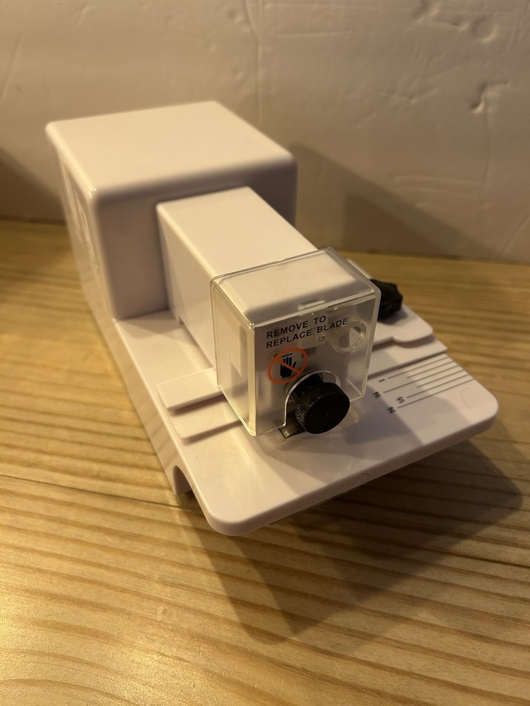 Simplicity Rotary Cutting Machine Quilting Scrapbooking Card Making Works