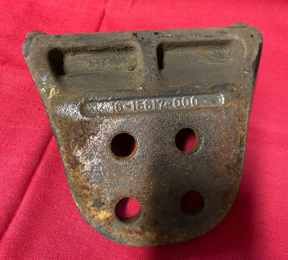 FREIGHTLINER AXLE STOP, MOUNT, BRACKET 16-15617-000