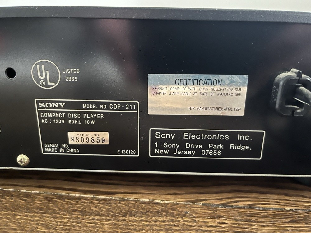 Vintage Sony CDP-211 CD Player - High Density Linear Converter - See Description