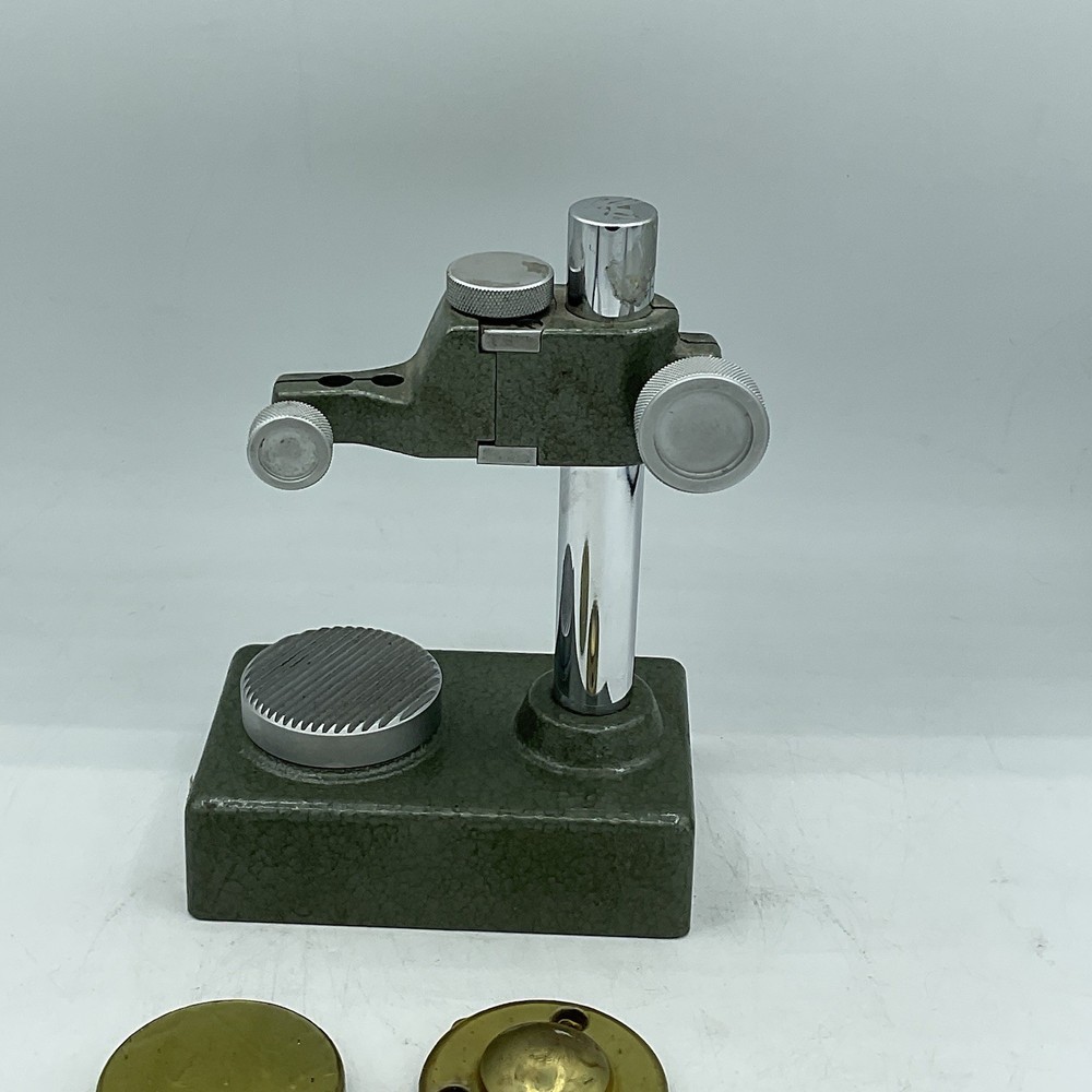 Mitutoyo Model #7003 Dial Gage Stand With Anvils